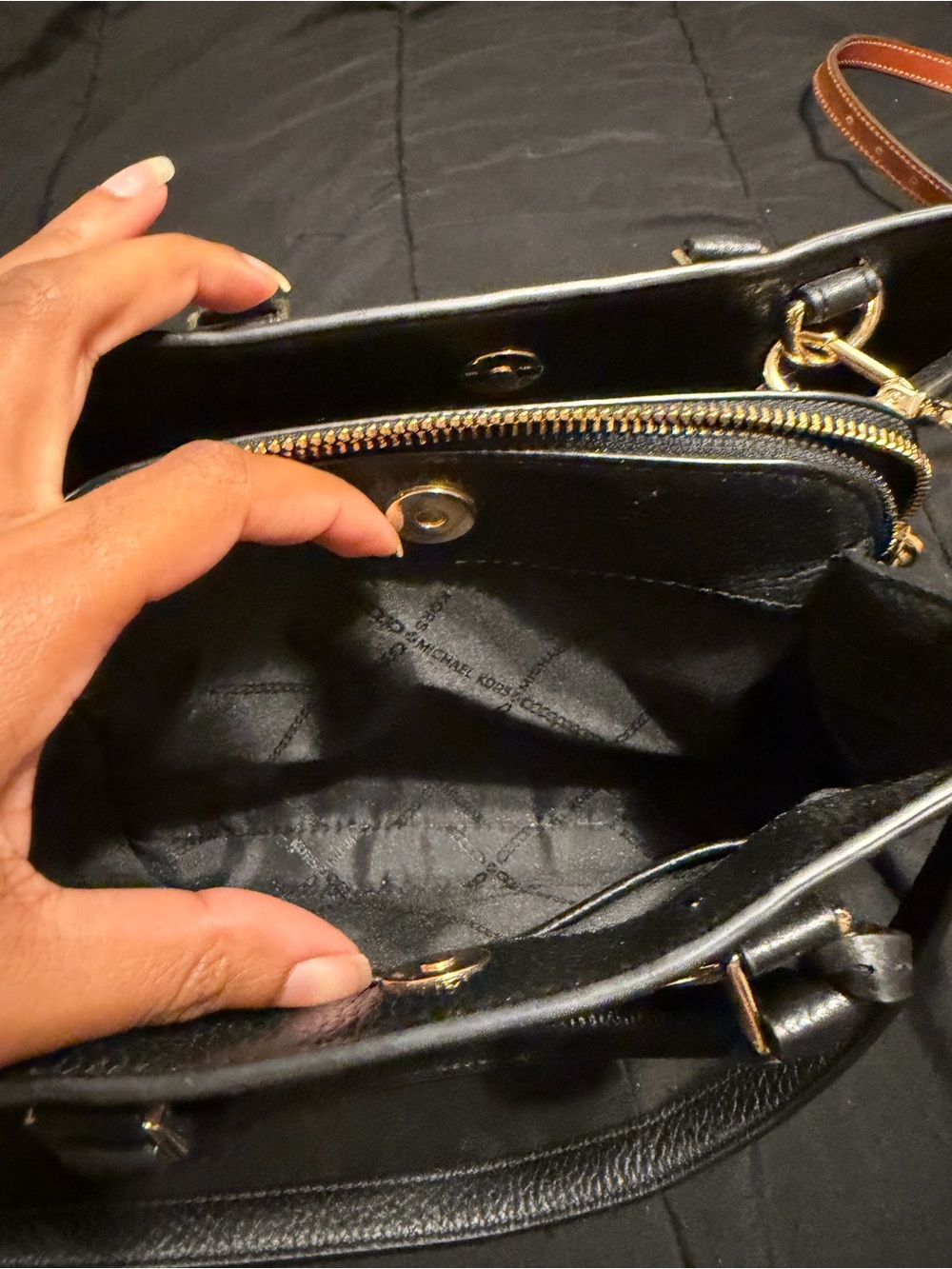 Black Micheal Kors Bag - Picture 12 of 12